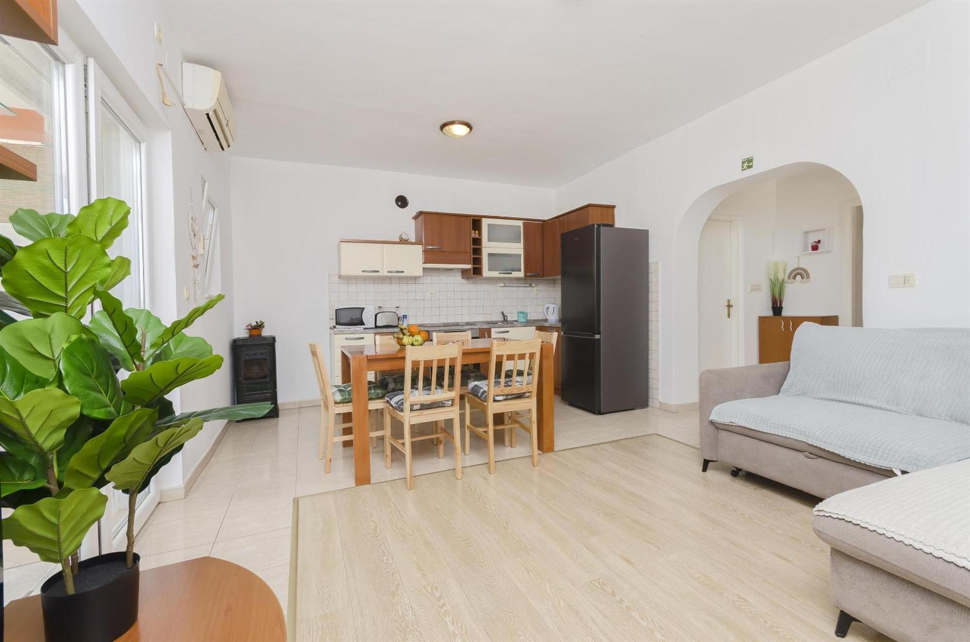 Apartments Sanja Tribalj Екстериор снимка