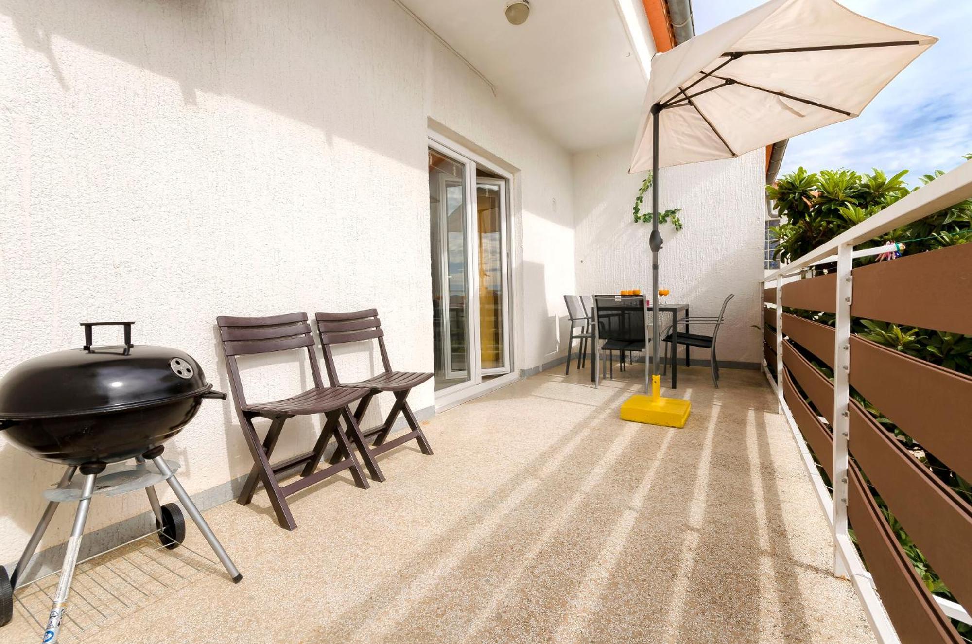 Apartments Sanja Tribalj Екстериор снимка